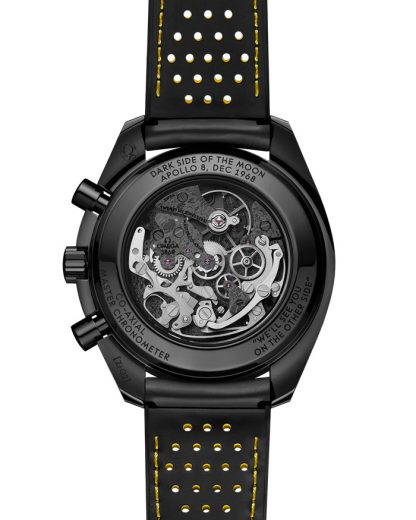 Omega Apollo 8 Speedmaster Dark Side of the Moon 44,25 mm, czarna ceramika na gumowym pasku 310.92.44.50.01.001 - obrazek 2