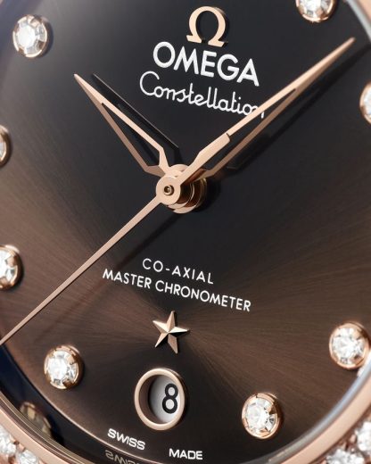 Omega Constellation 36 mm, stal - złoto Sedna™ na skórzanym pasku 131.28.36.20.63.001 - obrazek 4