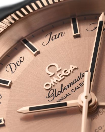 Omega Constellation Globemaster 41 mm, złoto Sedna™ na skórzanym pasku 130.53.41.22.99.002 - obrazek 3