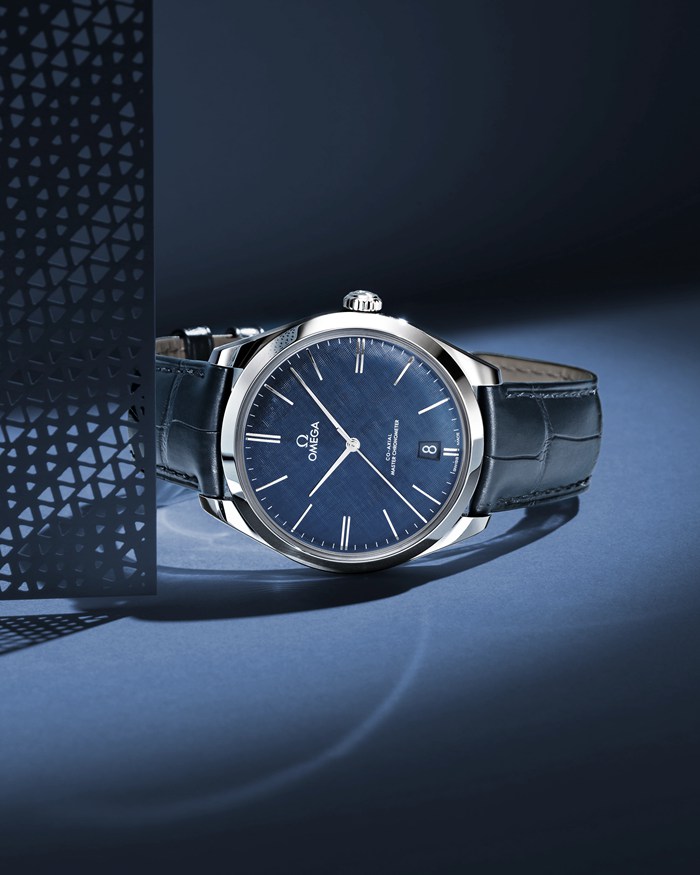 Omega De Ville Trésor 40 mm, stalowy na skórzanym pasku 435.13.40.21.03.001 - obrazek 5