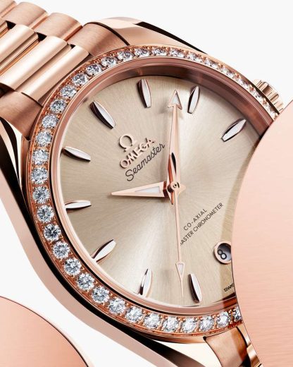 Omega Seamaster Aqua Terra Shades 38 mm, złoto Sedna™ na złocie Sedna™ 220.55.38.20.09.001 - obrazek 4