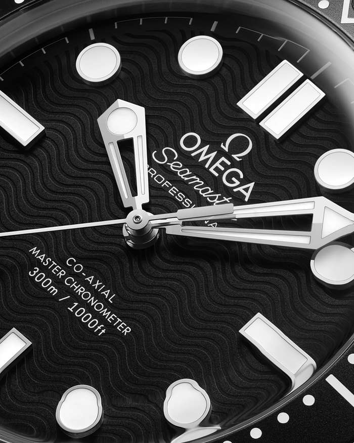 Omega Seamaster Diver 300M 42 mm, stalowy na gumowym pasku 210.32.42.20.01.003 - obrazek 4