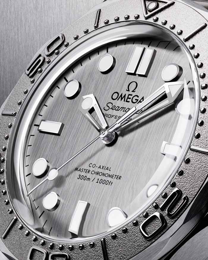 Omega Seamaster Diver 300M 42 mm, stalowy na gumowym pasku 210.32.42.20.06.002 - obrazek 5