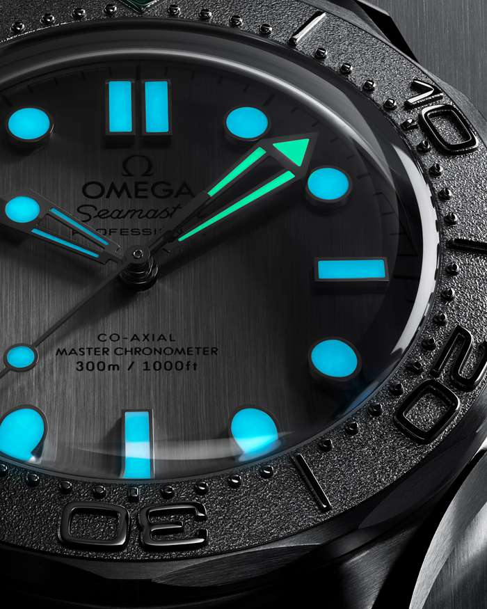 Omega Seamaster Diver 300M 42 mm, stalowy na gumowym pasku 210.32.42.20.06.002 - obrazek 4