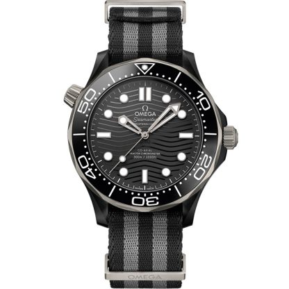 Omega Seamaster Diver 300M 43,5 mm, czarna ceramika na pasku NATO 210.92.44.20.01.002