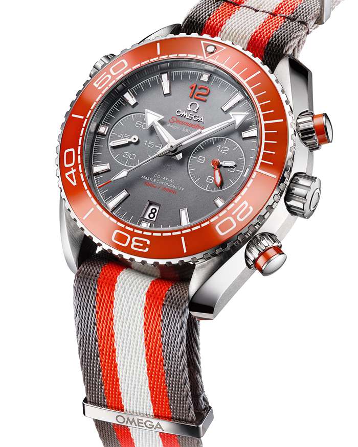 Omega Seamaster Planet Ocean 600M 45,5 mm, stalowy na pasku NATO 215.32.46.51.99.001 - obrazek 3