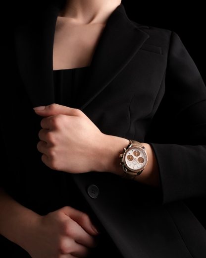 Omega Speedmaster 38 38 mm, stal - złoto Sedna™ na skórzanym pasku 324.23.38.50.02.002 - obrazek 2