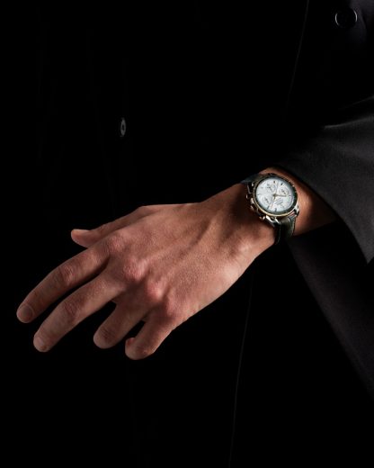 Omega Speedmaster 38 38 mm, stal - żółte złoto na skórzanym pasku 324.23.38.50.02.001 - obrazek 3