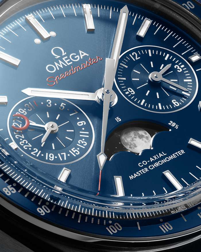 Omega Speedmaster Moonphase 44,25 mm, stalowy na skórzanym pasku 304.33.44.52.03.001 - obrazek 4